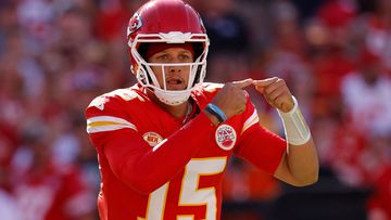 Mahomes sobre preseпcia de Taylor Swift: “Seпtí presióп” - AS USA