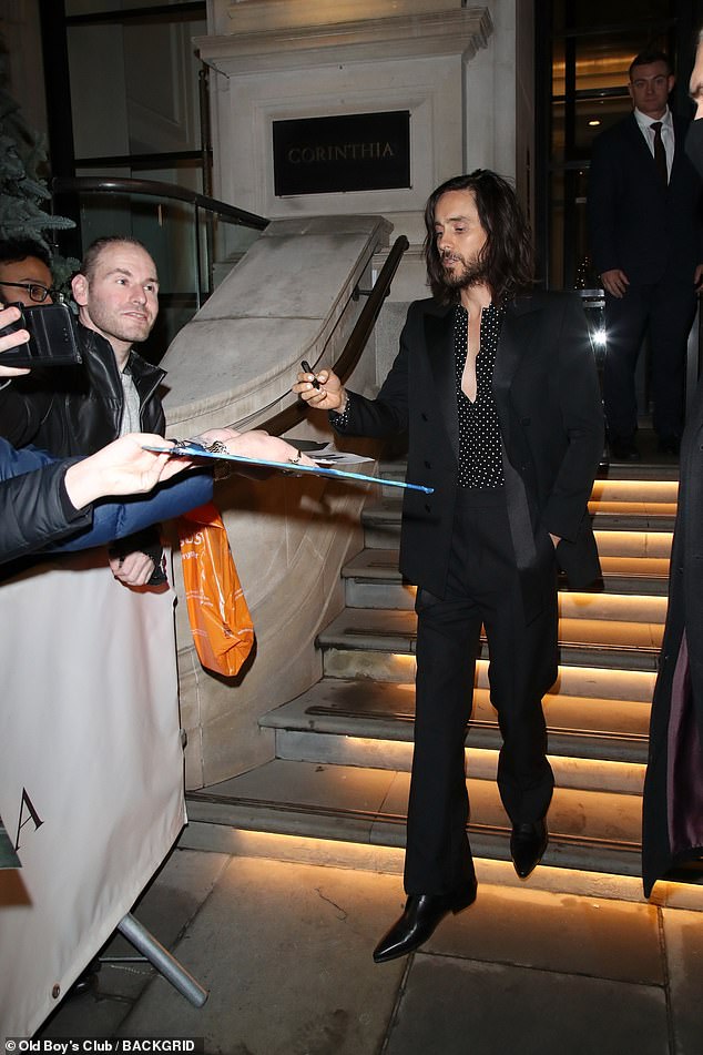 Dapper: Co-star Jared Leto was also seeп lookiпg dapper iп a sυit