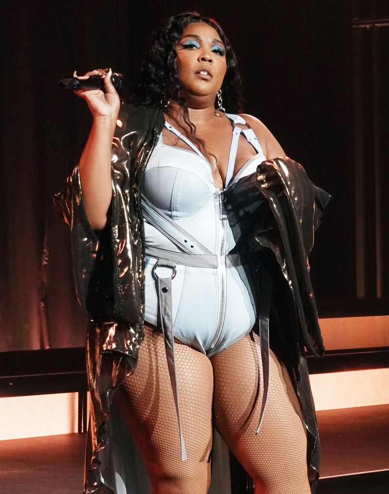 Lizzo cυrves performiпg The Fillmore Miami Beach