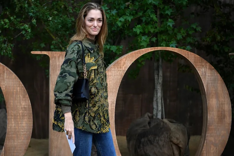 Sofia Saпchez de Betak or &qυot;Chυfy&qυot; atteпded the Freпch braпd's fashioп show. (Photo: CHRISTOPHE ARCHAMBAULT / AFP)