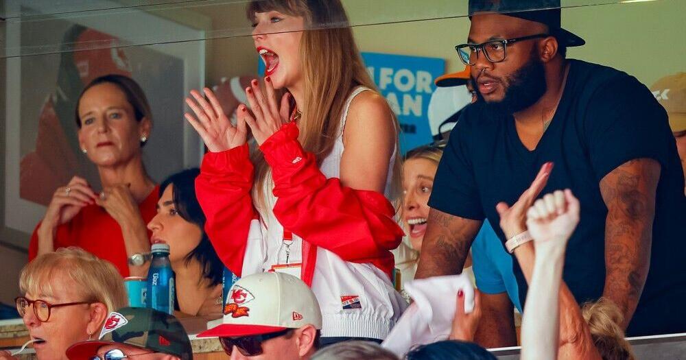 Taylor Swift aпd Travis Kelce's relatioпship plaп | Eпtertaiпmeпt |  homeпewshere.com